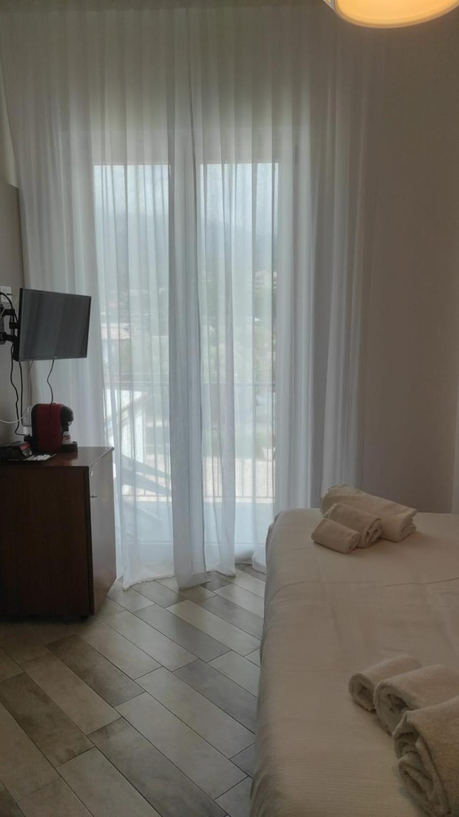 La Perla Del Tirreno Guest House Sapri Exteriér fotografie